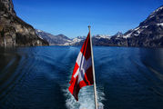 Под швейцарским флагом / Швейцария