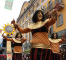 Индейцы тоже танцуют под гугген-музыку / Швейцария