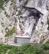 Памятник Суворову у Чертового моста, Альпы Швейцария